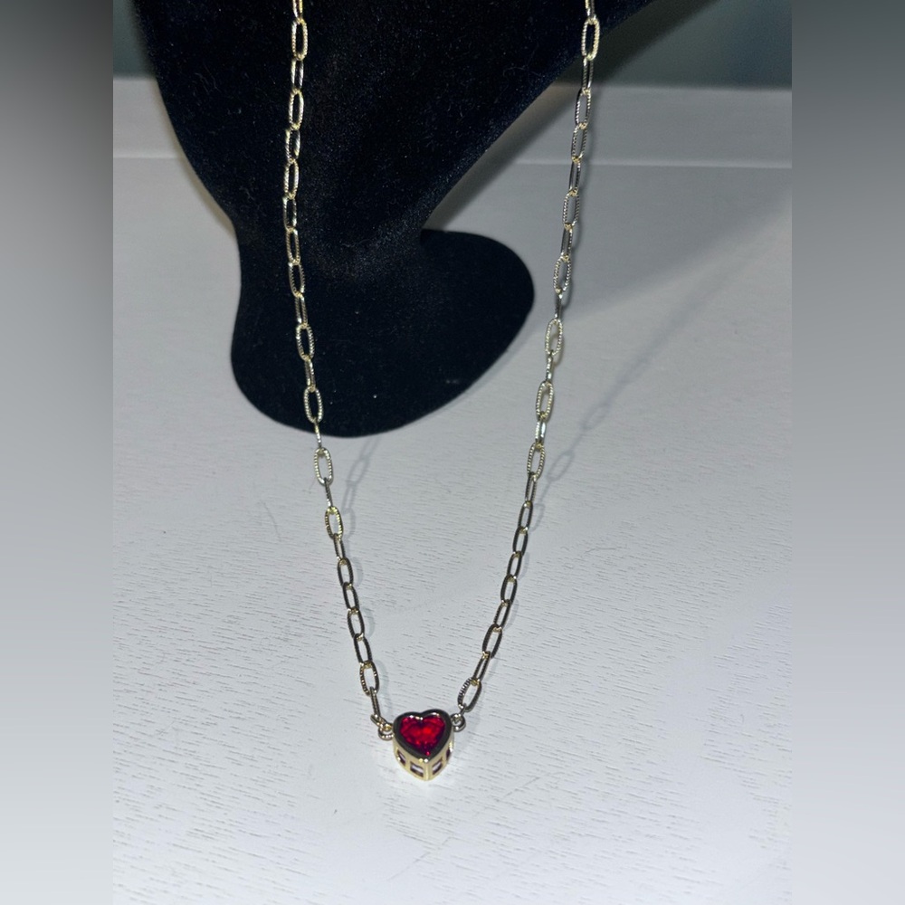 18k Gold Plated Heart Necklace NWOT
